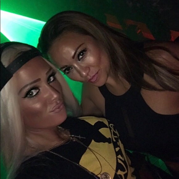 Meet your Posher, Jessica - Picture 10 of 11